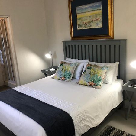 Baylight Accomodation Room 2 มอสเซิลเบย์ ภายนอก รูปภาพ